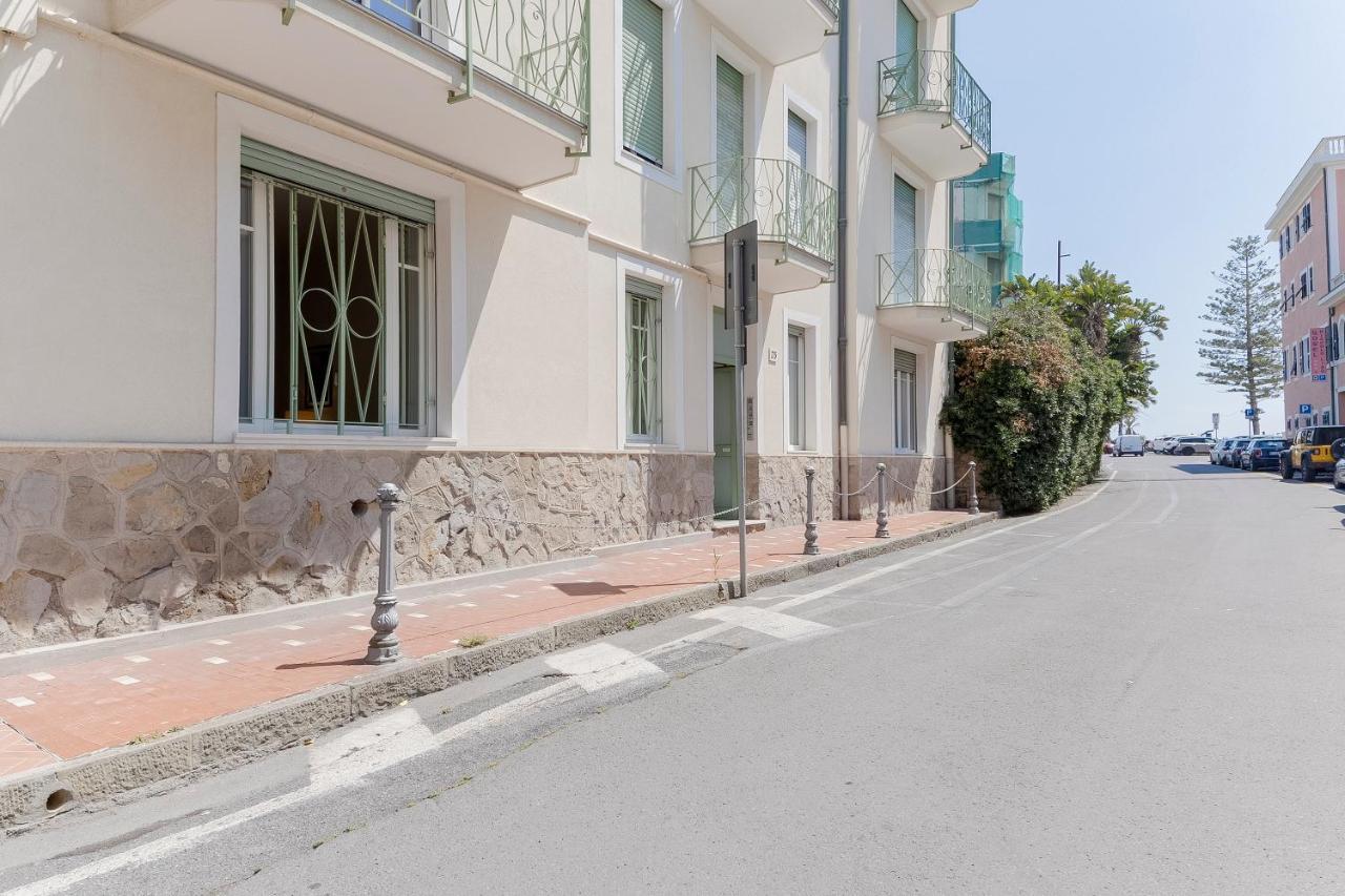 Bordighera Seaside Roomy Apartment Εξωτερικό φωτογραφία